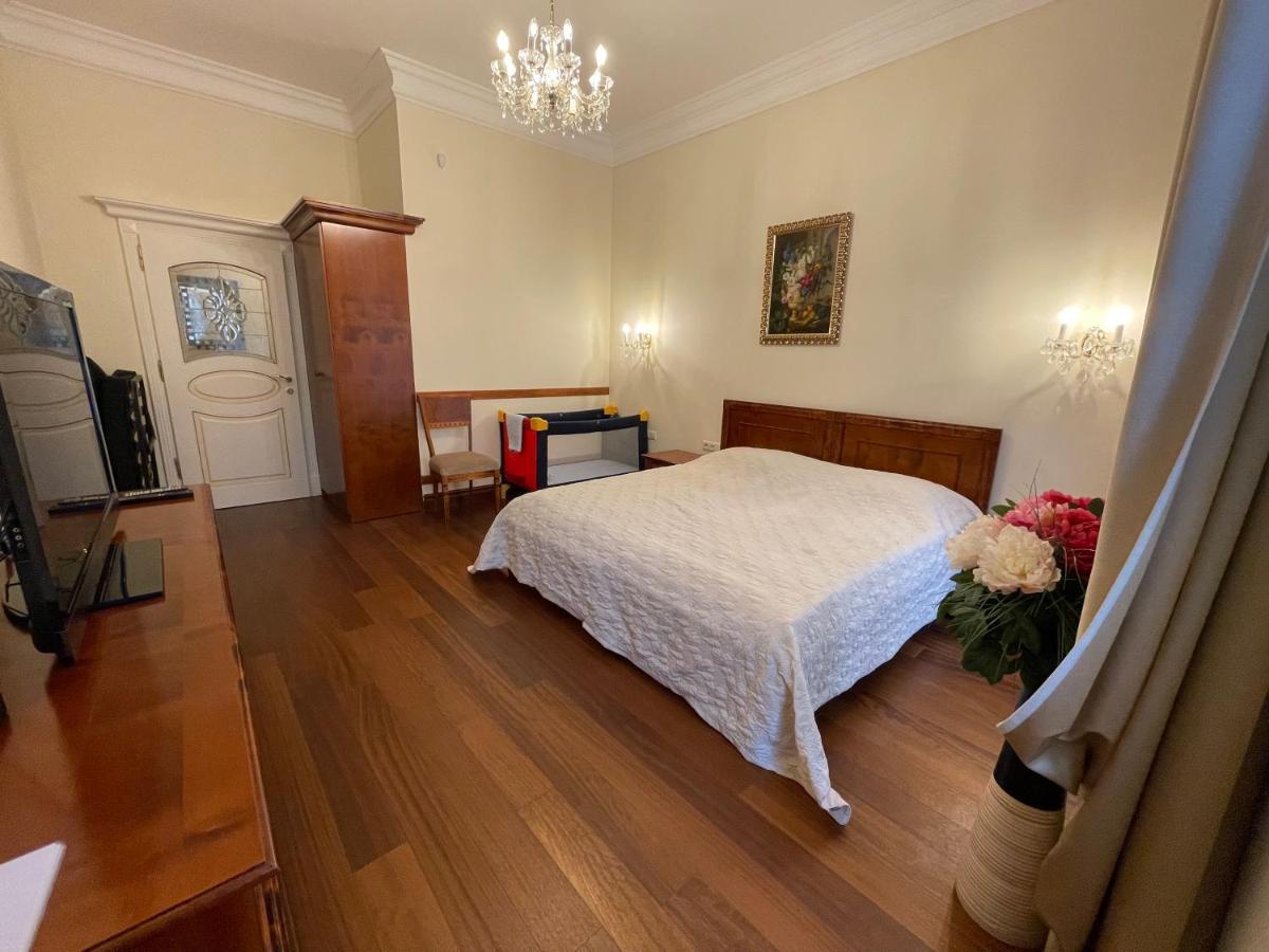 Apartma Premium Karlovy Vary Bagian luar foto