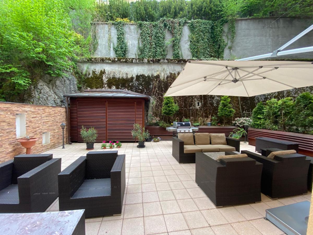 Apartma Premium Karlovy Vary Bagian luar foto